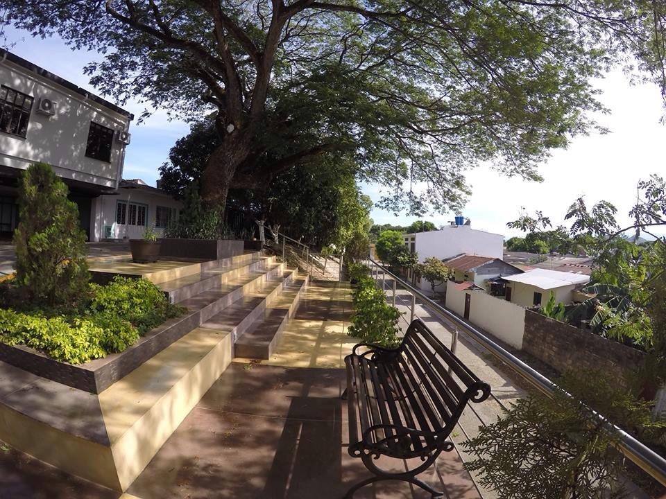 Puerto Salgar Hotel Chicala Salgar מראה חיצוני תמונה